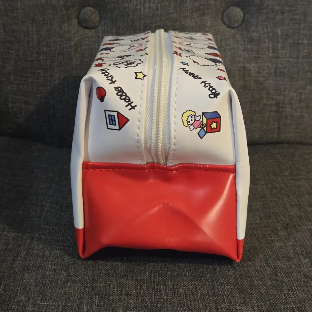 Hello Kitty Red and White Bag